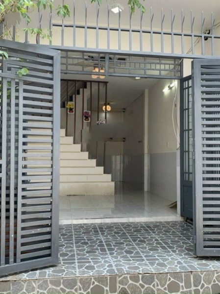 Bán nhà 2 tầng hẻm xe hơi tại Đường Hoàng Diệu, Phường 12, Quận 4, Hồ Chí Minh